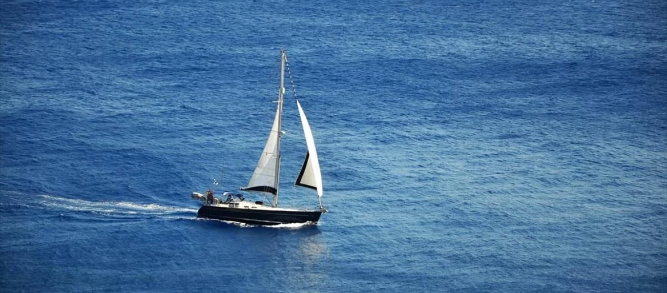 Κέα: Το πλοίο «Aqua Blue» διέσωσε ακυβέρνητο ιστιοπλοϊκό